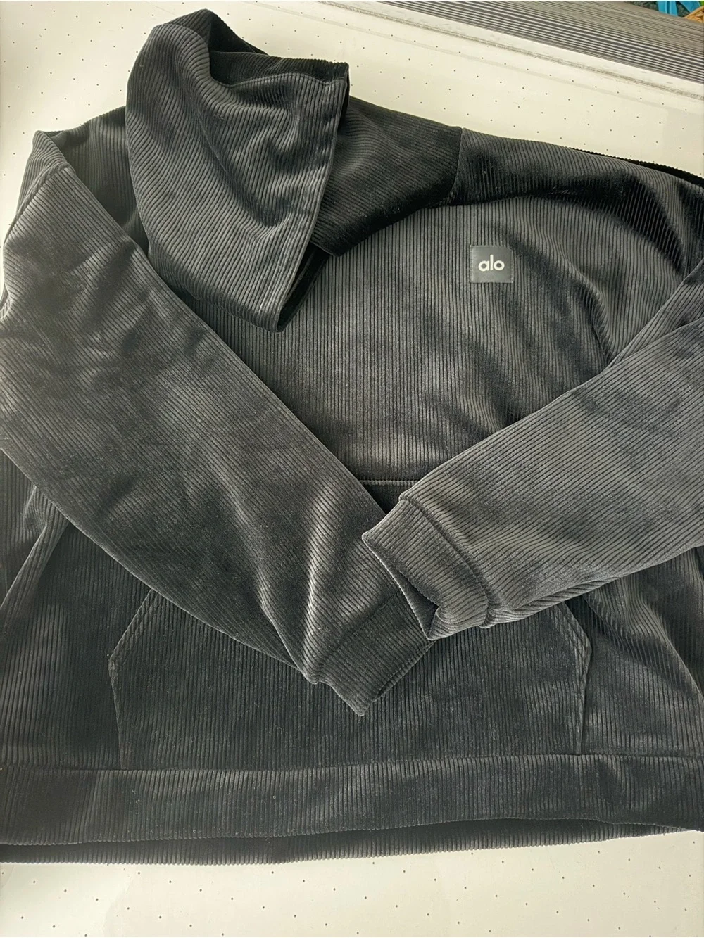 ALO Yoga Black Corduroy-Texture Set